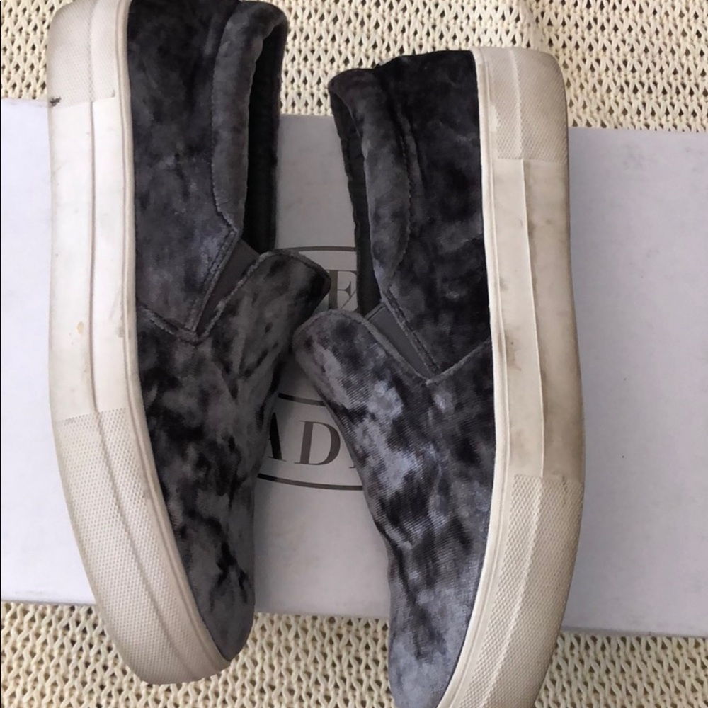 Steve Madden velvet shoes - Picture 4 of 4